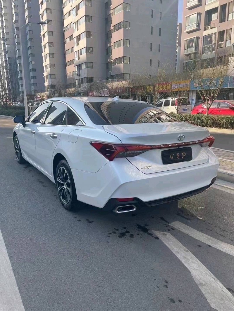 邯郸22年丰田亚洲龙6