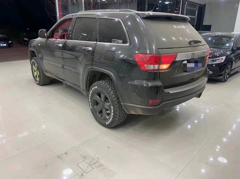 枣庄12年Jeep大切诺基4
