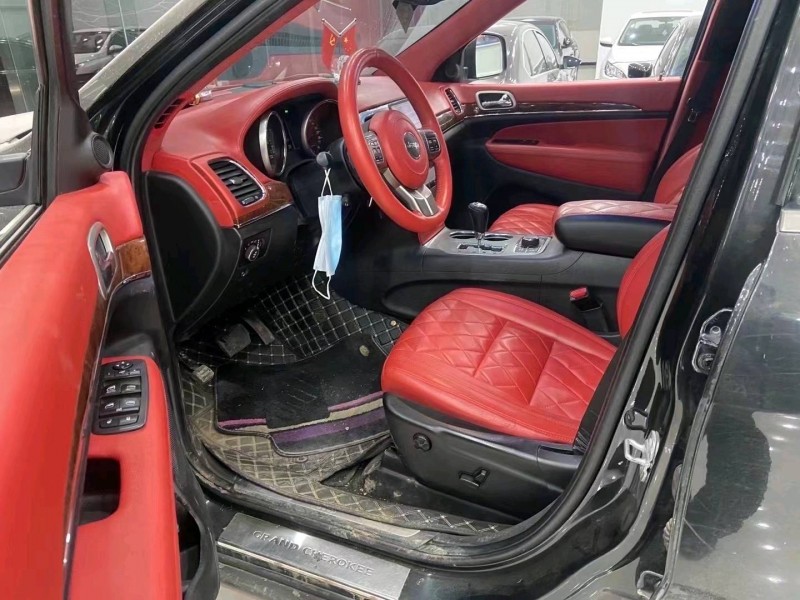 枣庄12年Jeep大切诺基6