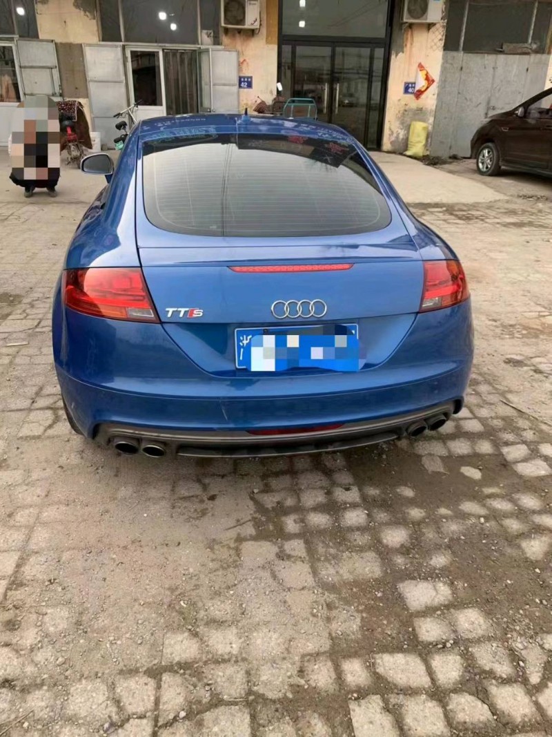 邯郸10年奥迪TT5