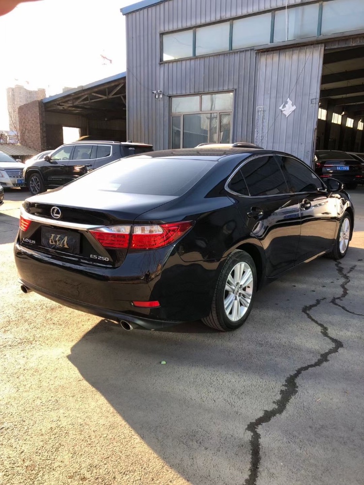 沈阳13年雷克萨斯ES8