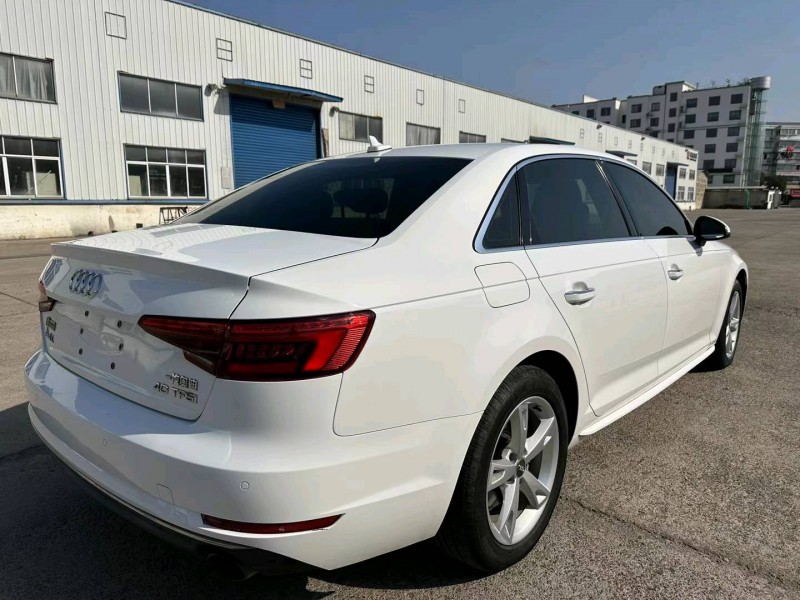 淮南17年奥迪A4L4