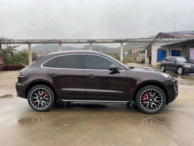 广州16年保时捷Macan3