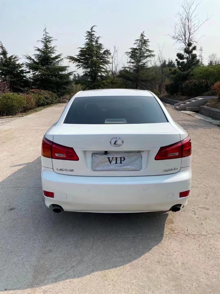 青岛08年雷克萨斯IS7