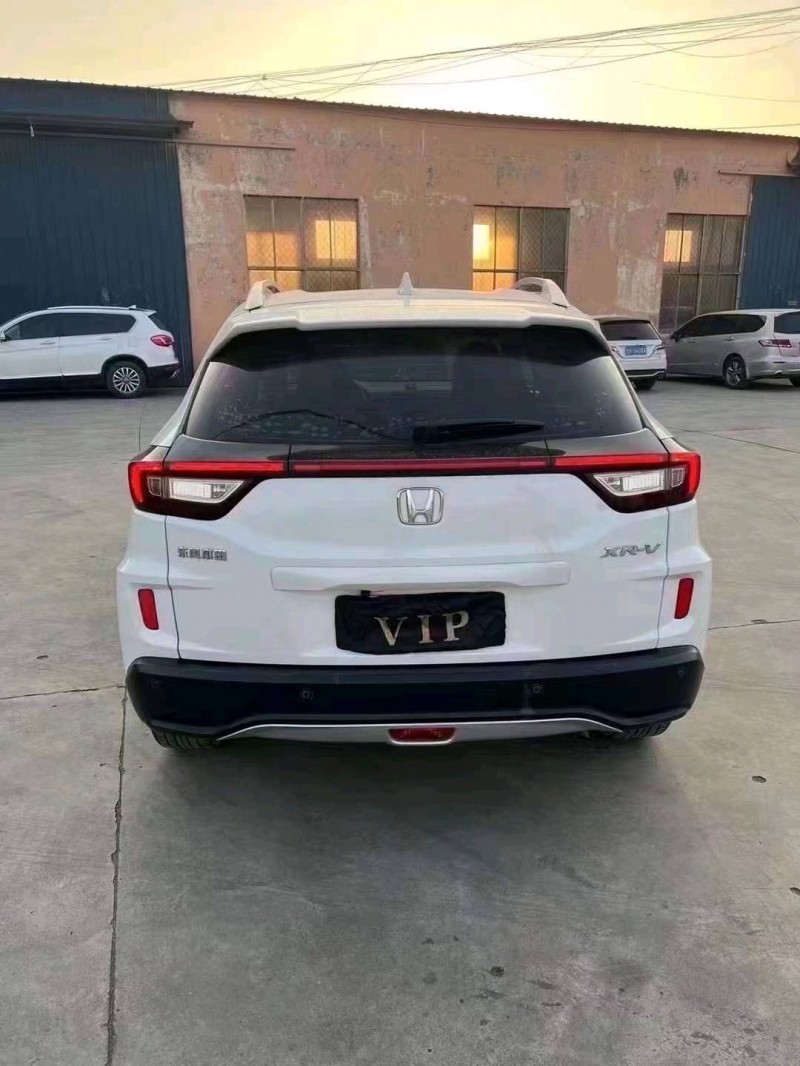 济宁18年本田XRV9