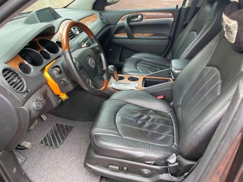 珠海13年别克昂科雷5