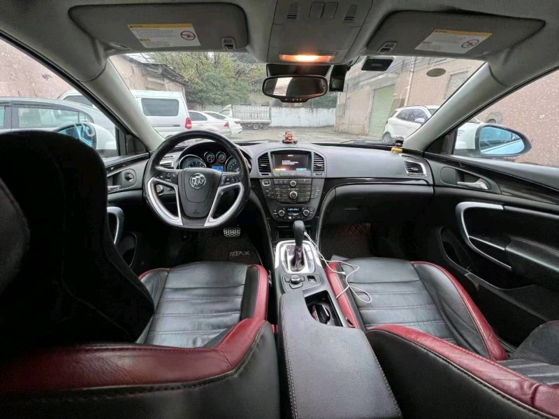 珠海13年别克君威7