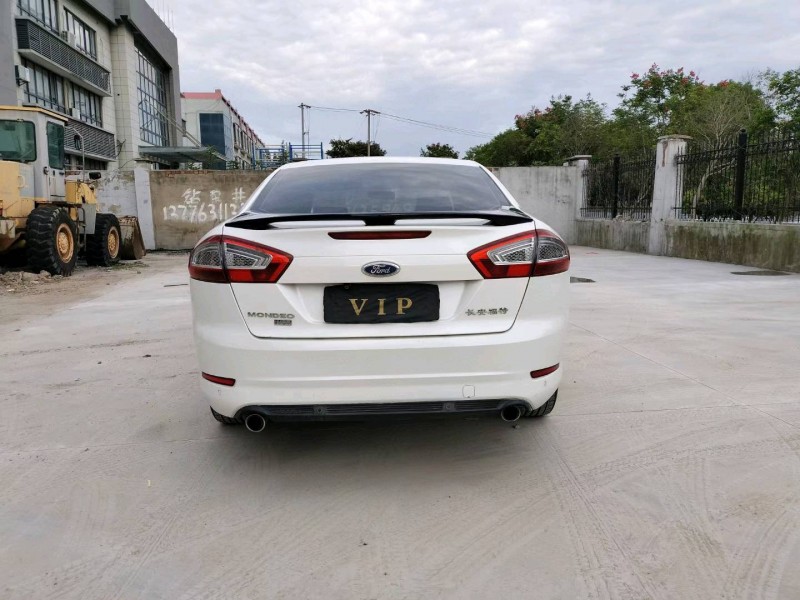 苏州14年福特蒙迪欧8