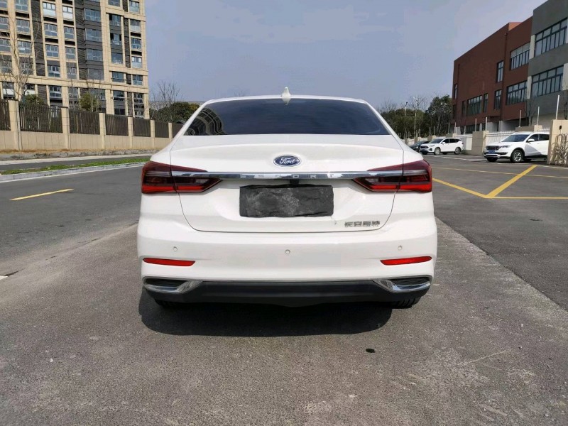 苏州22年福特福睿斯8