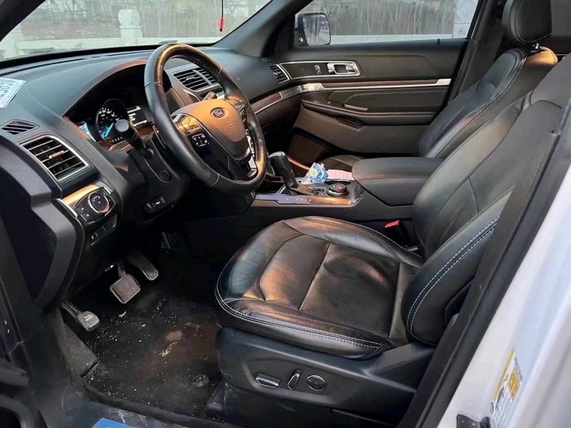 枣庄17年福特探险者2