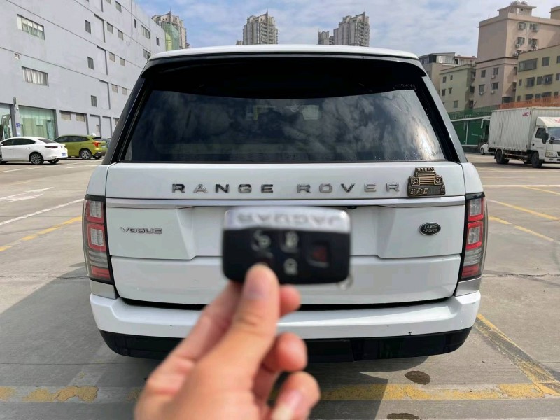 广州14年路虎揽胜行政9