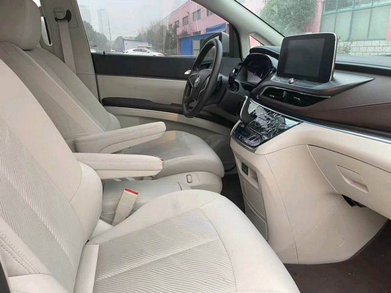 北京22年别克GL88