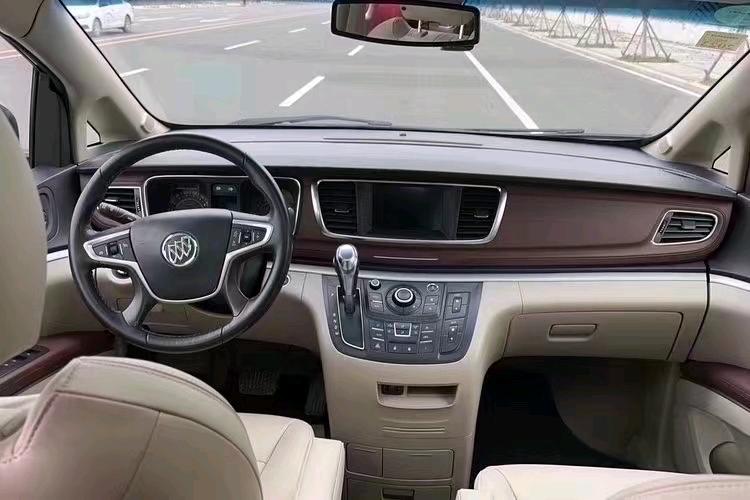 邢台17年别克GL86