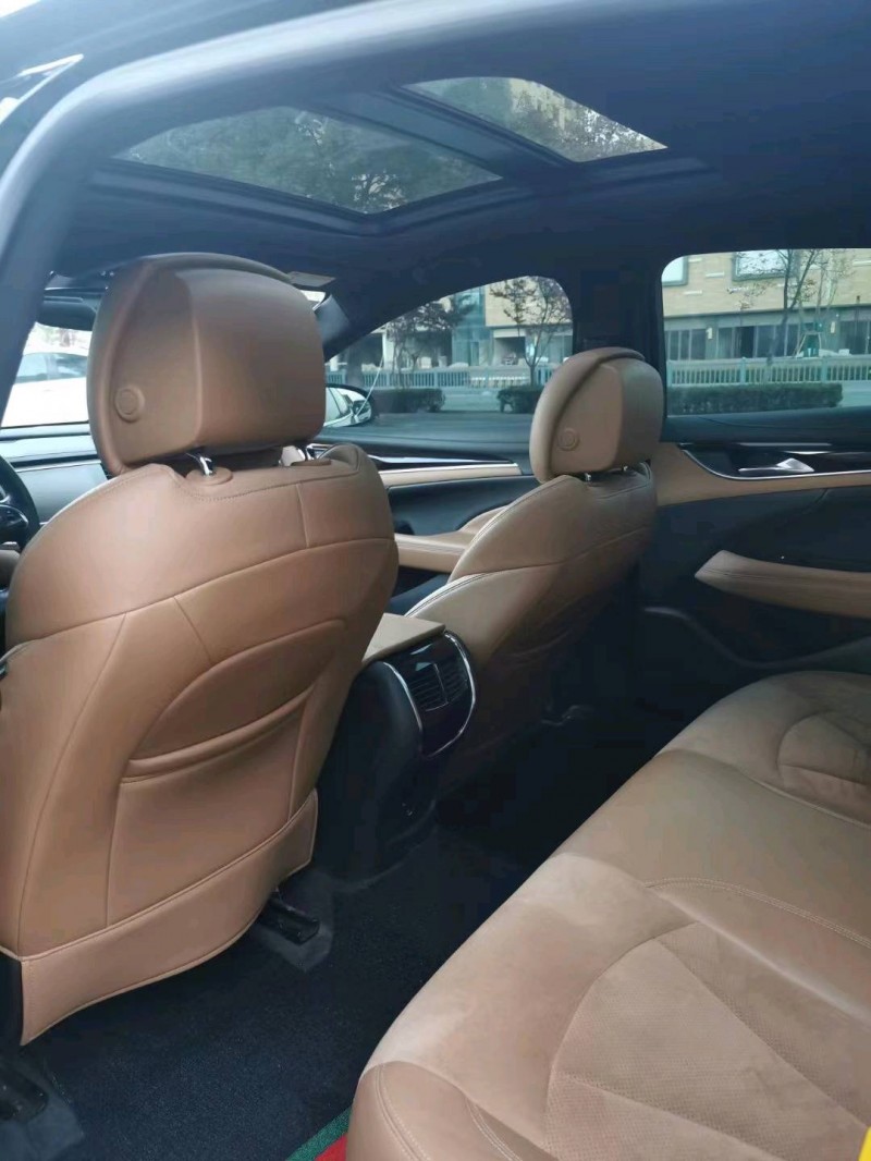 苏州16年别克君越5