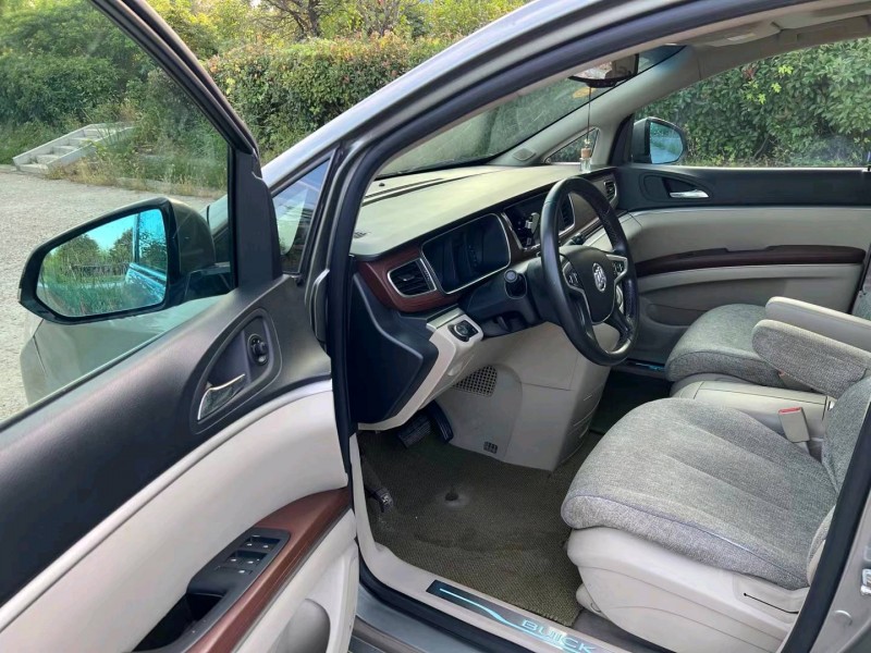 青岛15年别克GL85