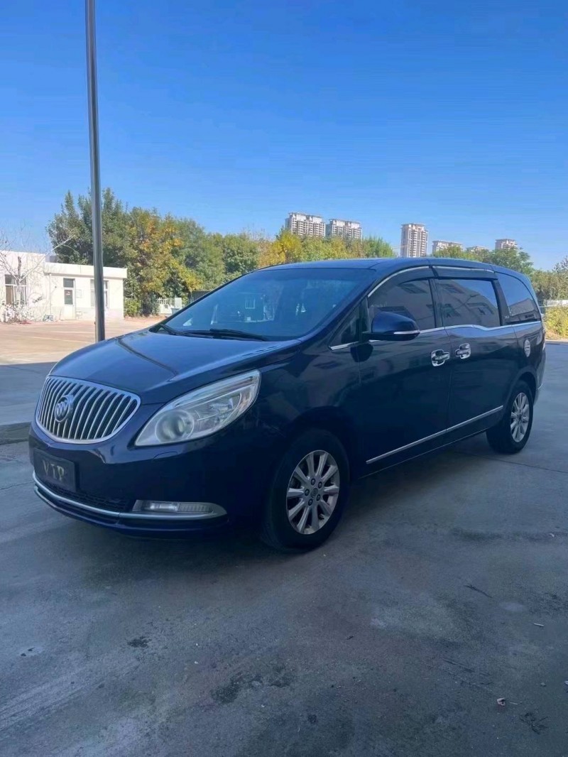 济宁12年别克GL84