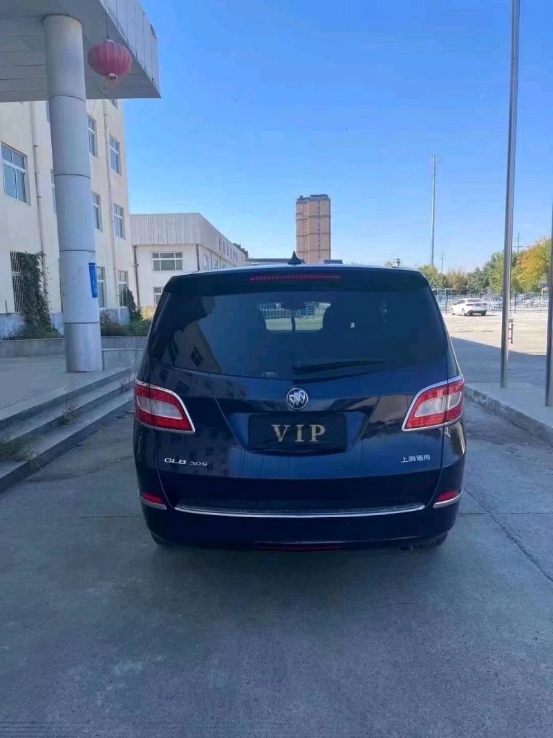 济宁12年别克GL86