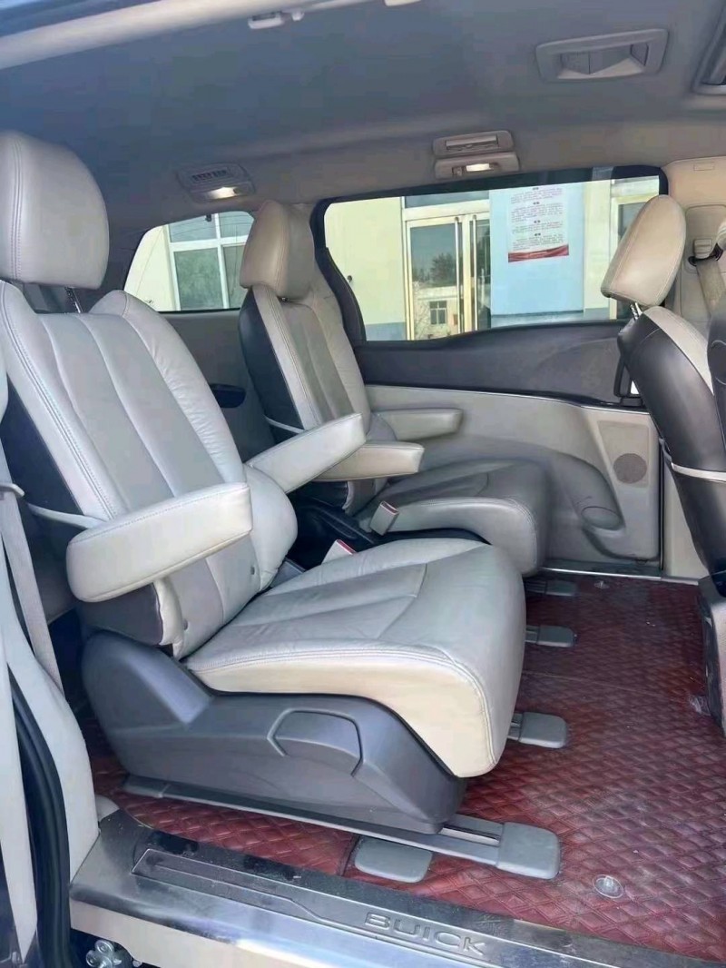 济宁12年别克GL88