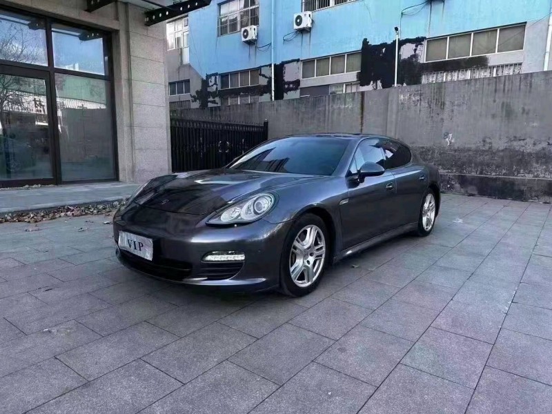 枣庄13年保时捷帕拉梅拉3