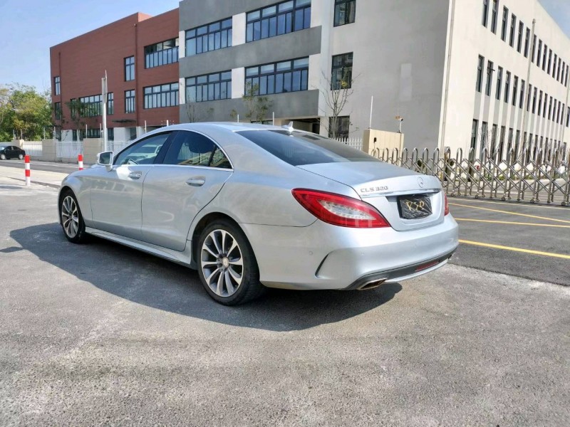 苏州15年奔驰CLS7