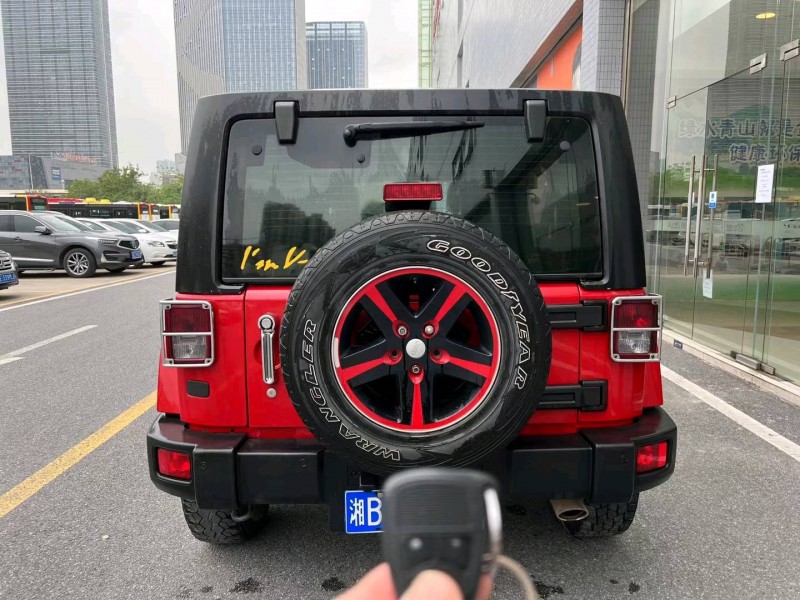 广州12年Jeep牧马人9