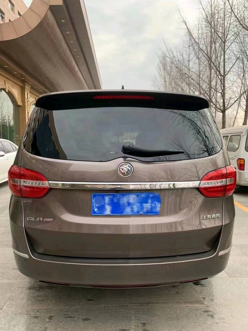 济南16年别克GL81