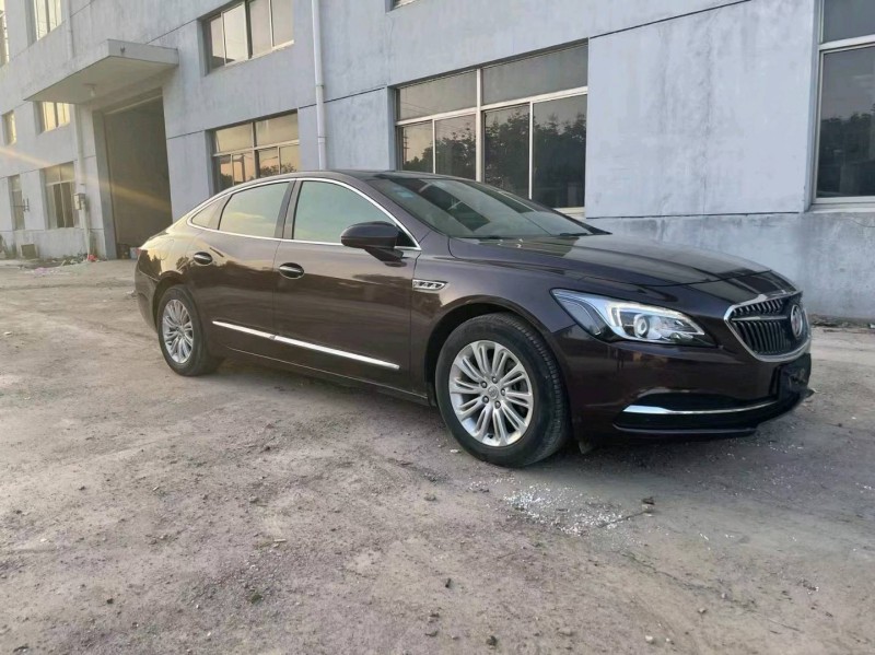 苏州17年别克君越2