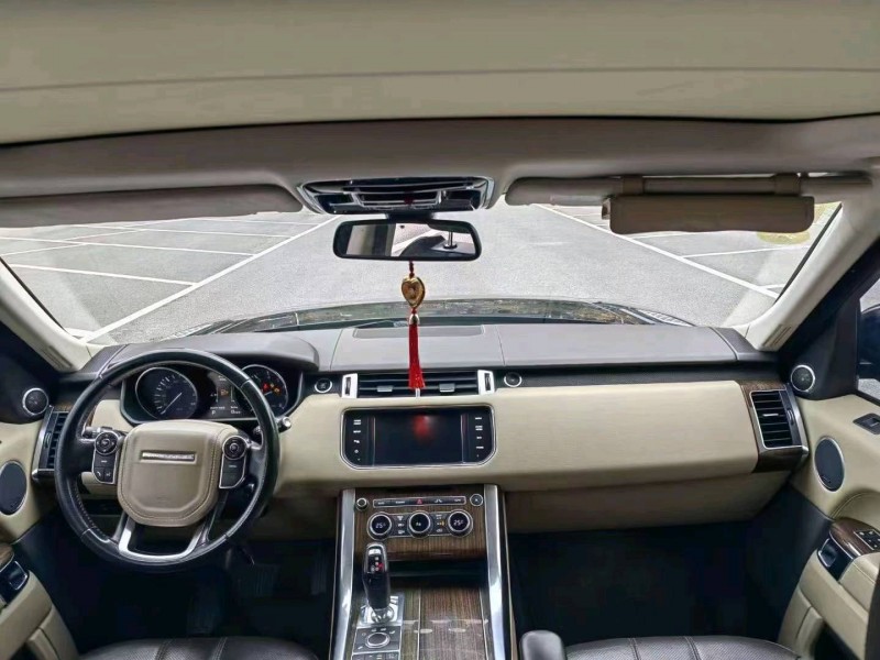 宜昌16年路虎揽胜运动2