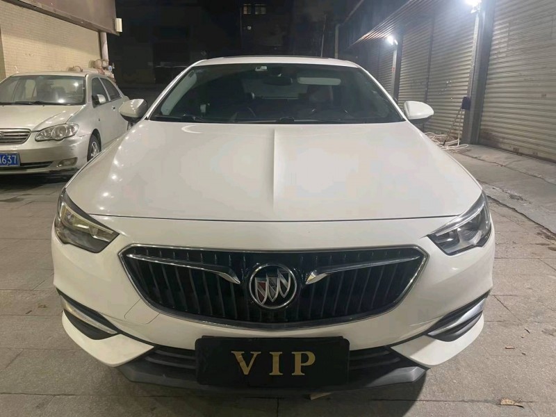 广州18年别克君威1