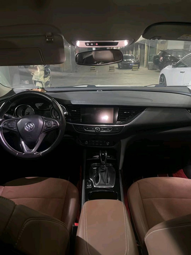 广州18年别克君威4