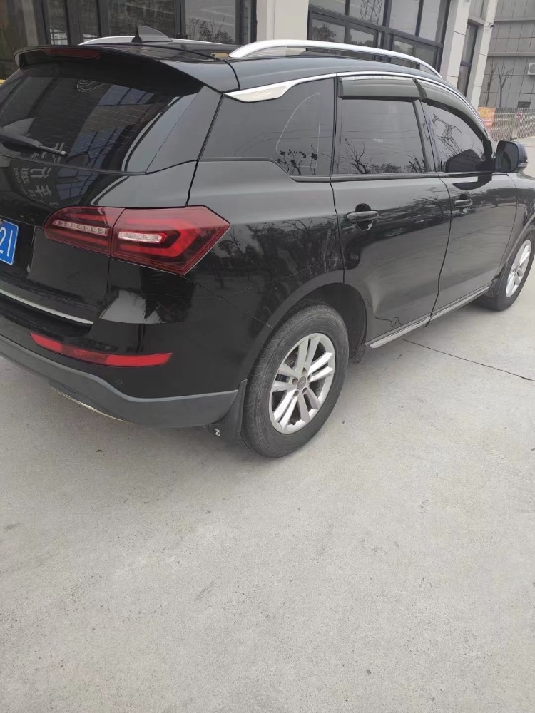 北京18年众泰T6002