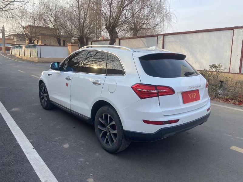 青岛17年众泰T6004