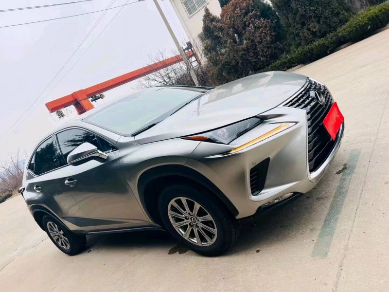 烟台21年雷克萨斯NX8