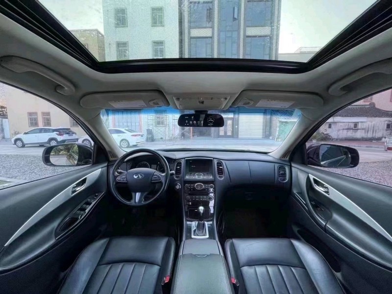 珠海17年英菲尼迪QX506