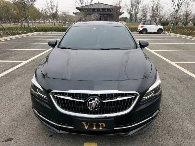 徐州20年别克君越9