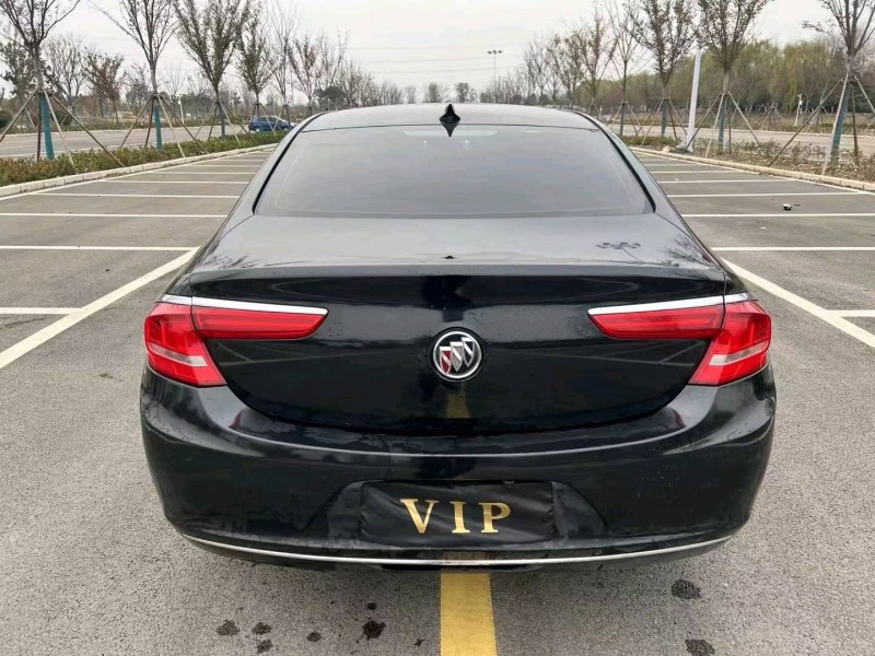 徐州20年别克君越1