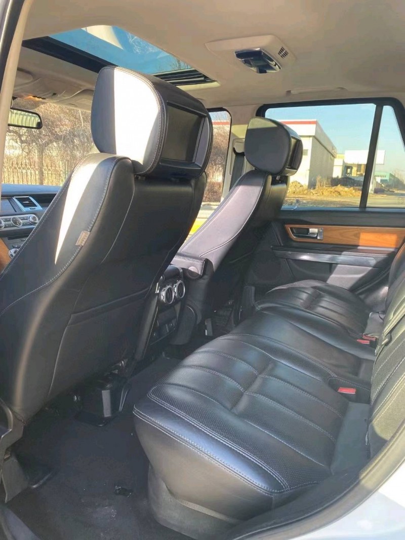 沈阳13年路虎揽胜运动5