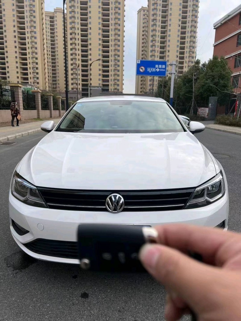 淮南18年大众凌渡9