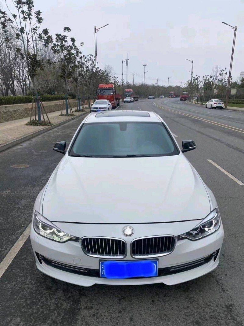 淮南14年宝马3系8