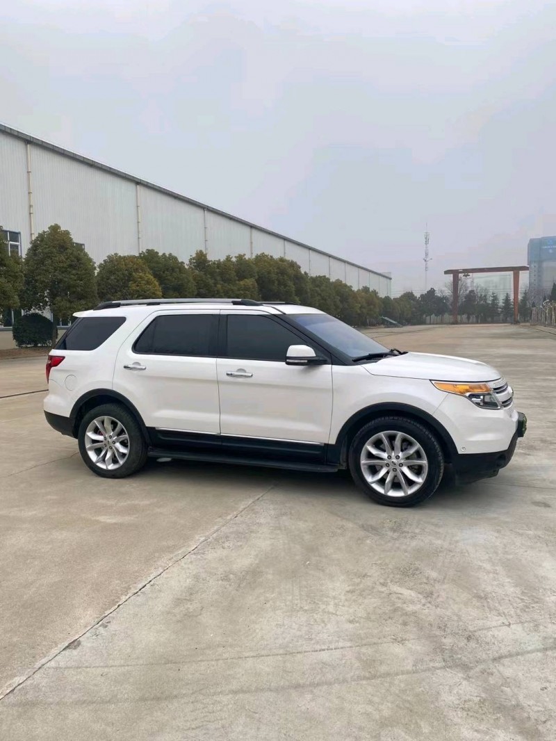 宿迁15年福特探险者2