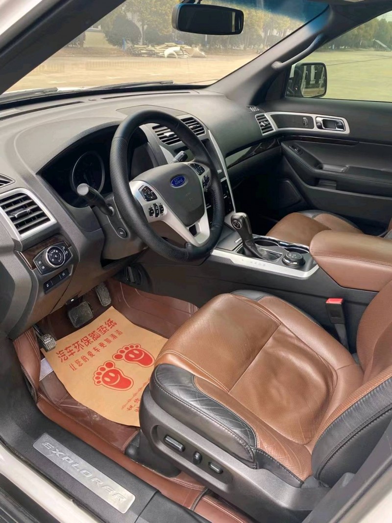 宿迁15年福特探险者4