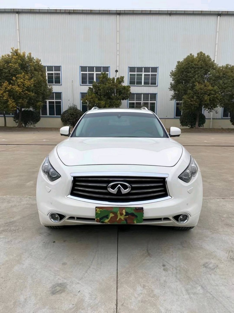 宿遷15年英菲尼迪QX701