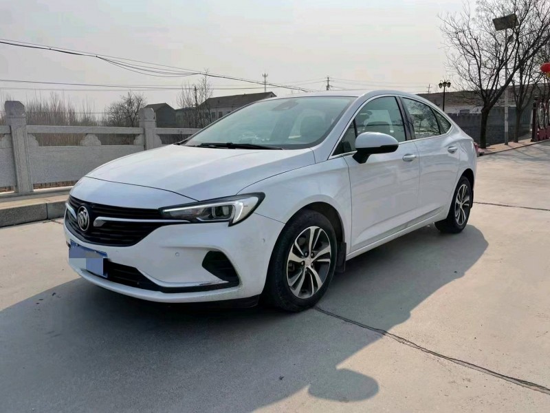 济南21年别克威朗8