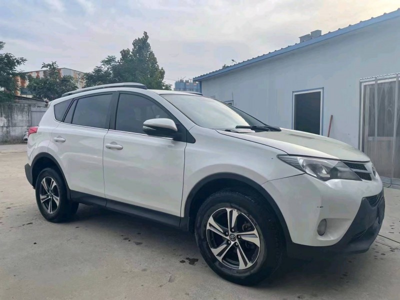 济宁15年丰田RAV4荣放8