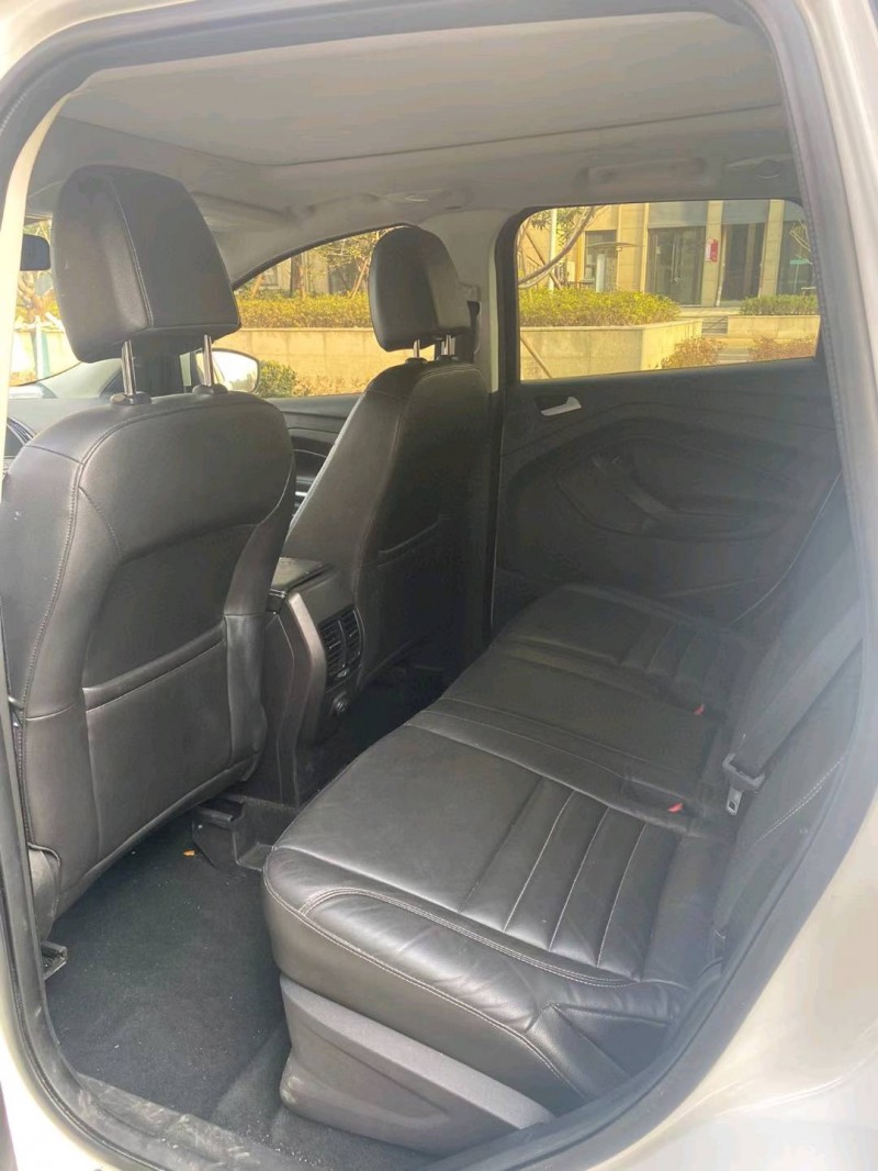 苏州16年福特翼虎6