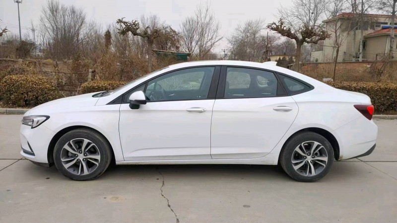 邯郸21年别克威朗7