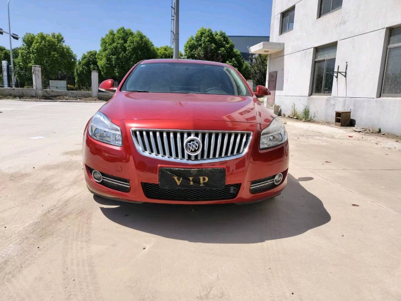 苏州12年别克君威9