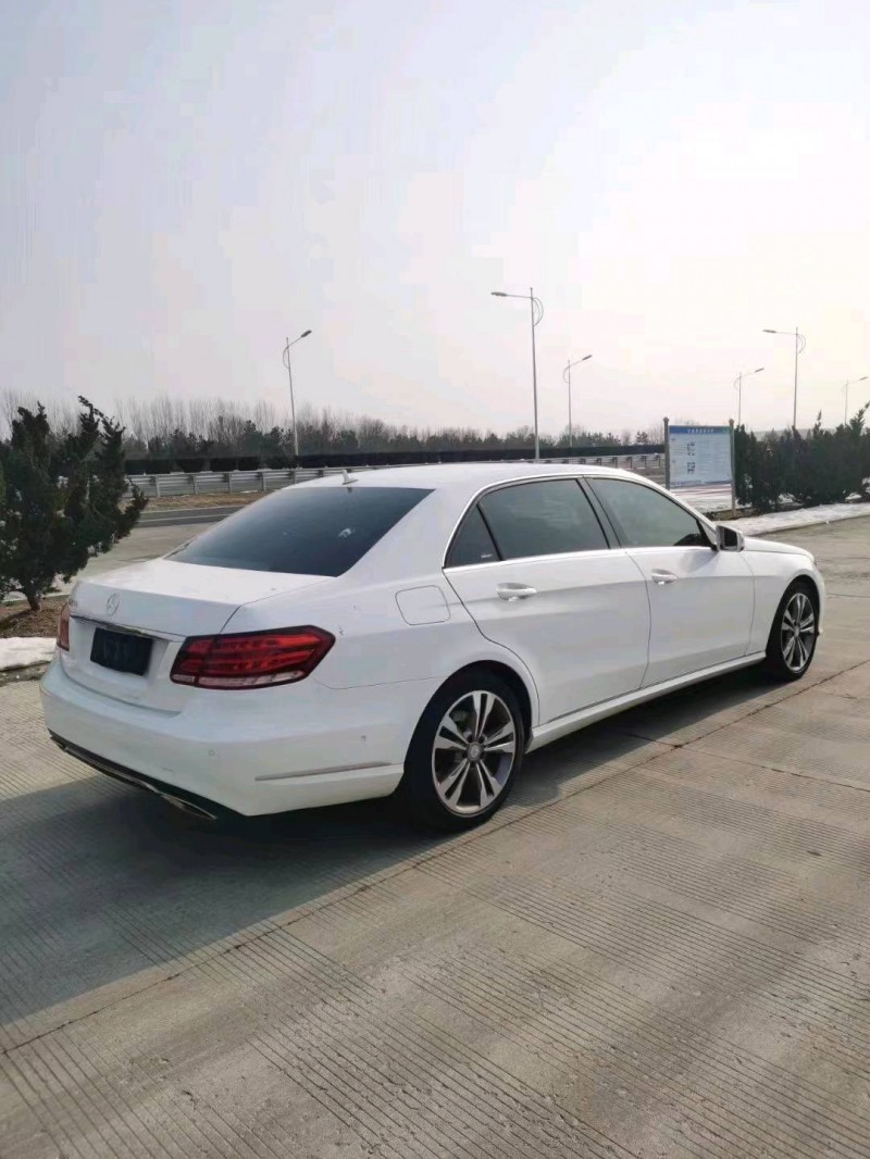东营16年奔驰E7