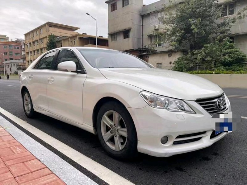 东莞11年丰田锐志3