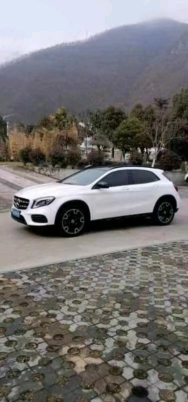 宜昌19年奔驰GLA6